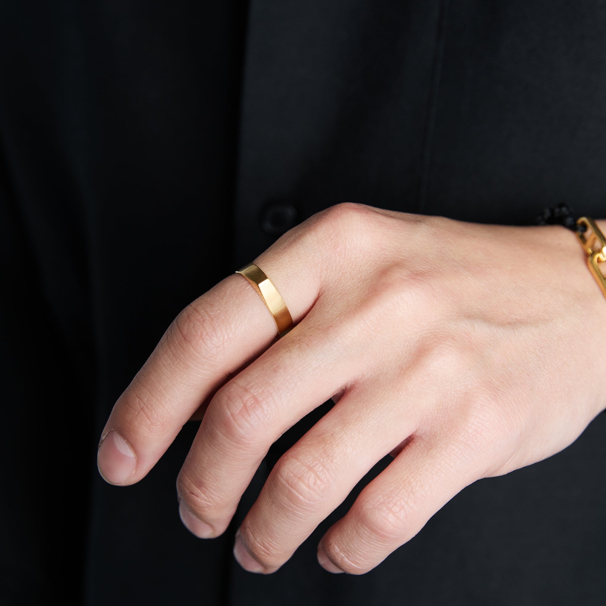 Triangle 3D with Hair Line Ring – XOLO JEWELRY