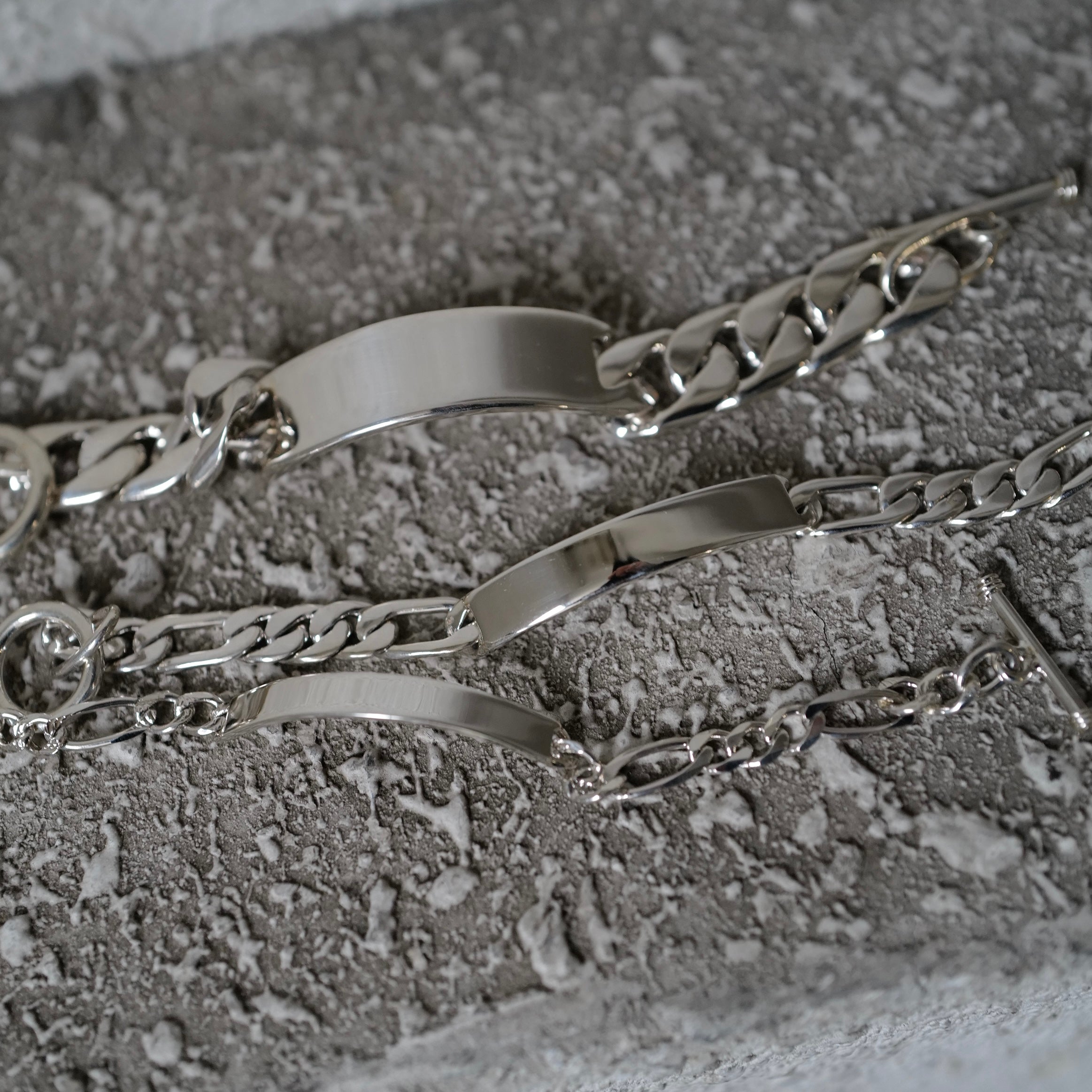 ID Figaro Link Bracelet 8mm – XOLO JEWELRY